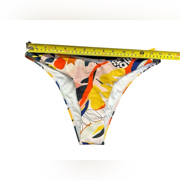ESCAPE TO PARADISE womens size 10 cheeky high cut bikini swim bottoms NWT - Picture 2 of 6